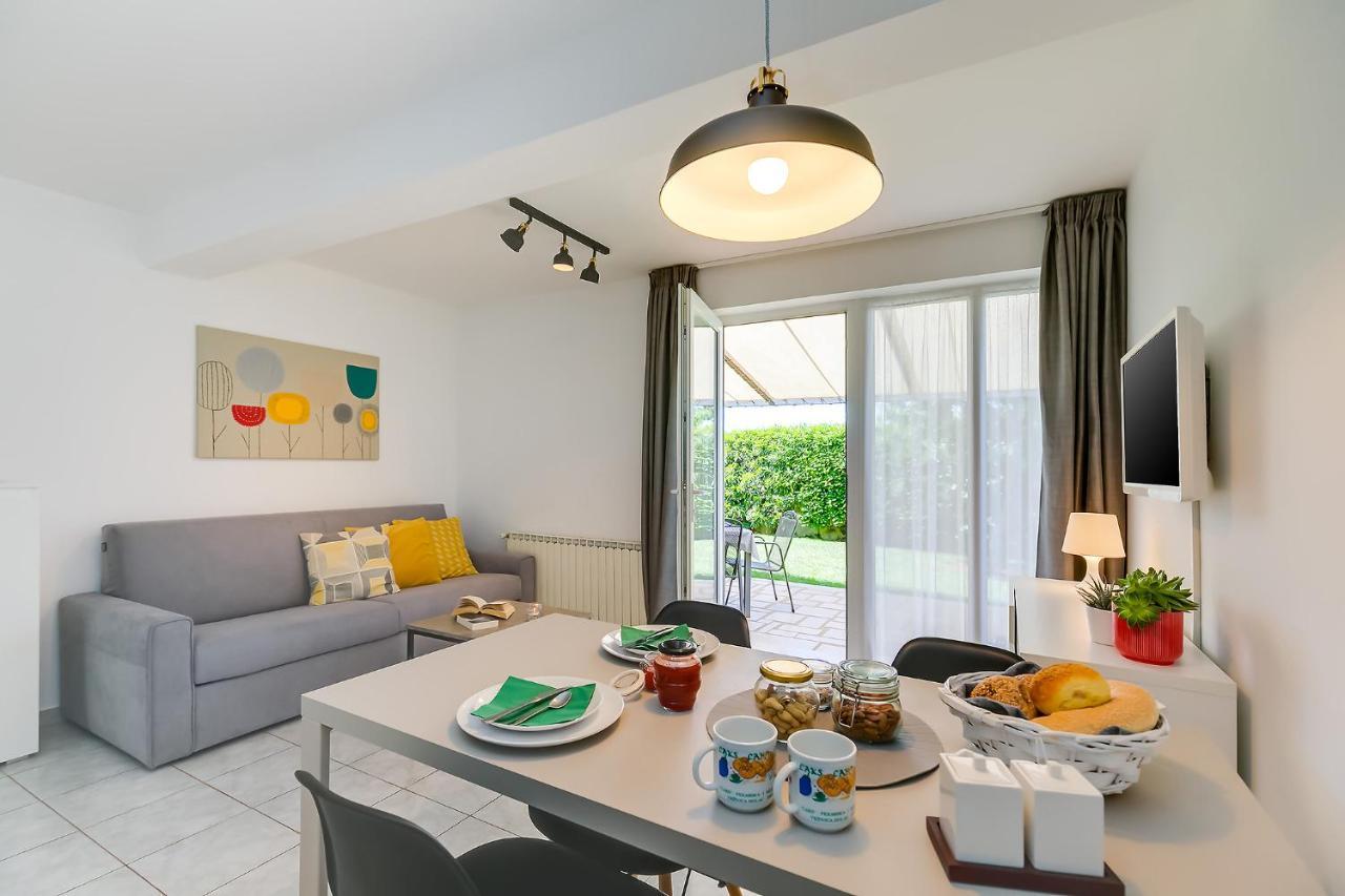 Apartments Dama Пореч Екстериор снимка